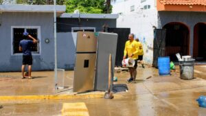 familias de ampliacion urias lo perdieron todo tras las inundaciones de mazatlan sin