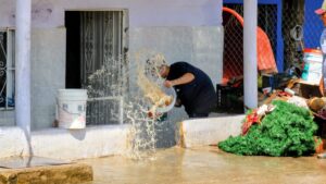 familias de ampliacion urias lo perdieron todo tras las inundaciones de mazatlan sinaloa
