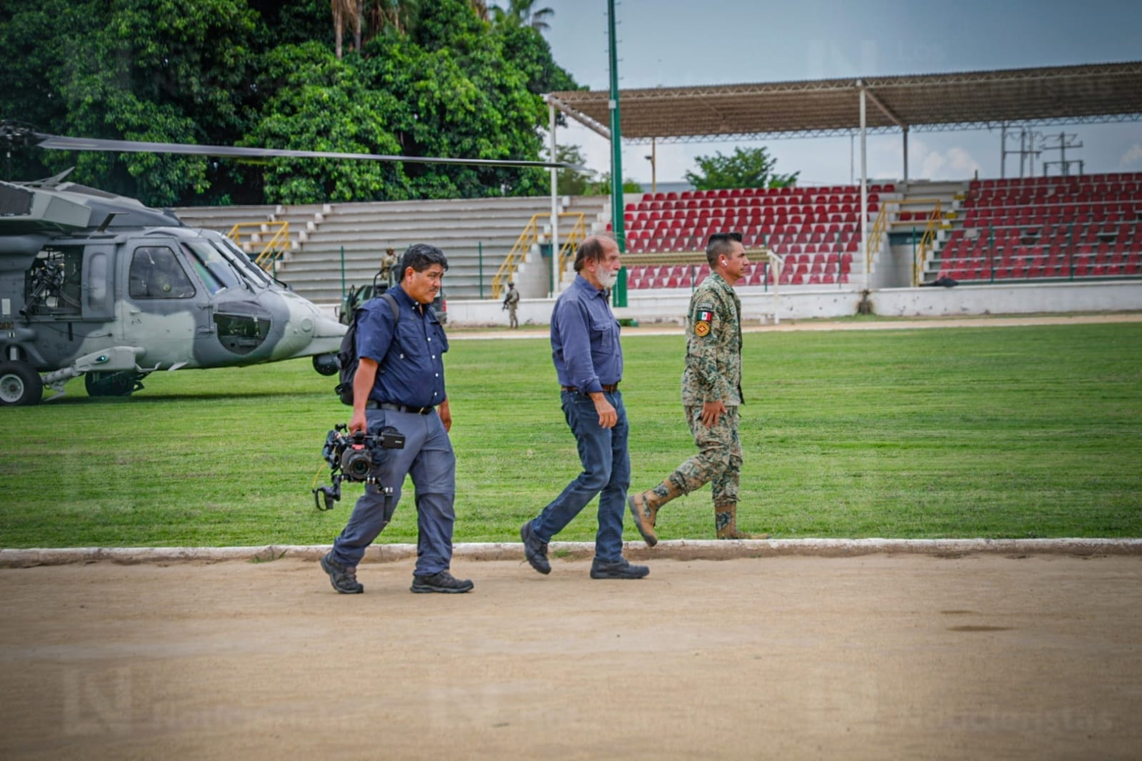 Megamovilización del Ejército en Navolato era por Epigmenio Ibarra, conocido productor y periodista