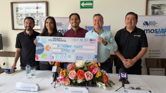 Grupo Panamá dona 30 mil pesos a Inpanic IAP para útiles escolares de más de 100 niños en situación de calle en Culiacán