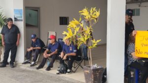 guerreros azules toman palacio municipal de ahome sin
