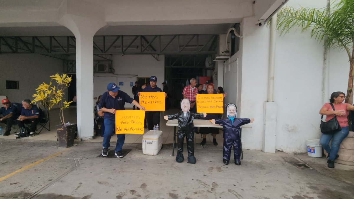 guerreros azules toman palacio municipal de ahome sinaloa