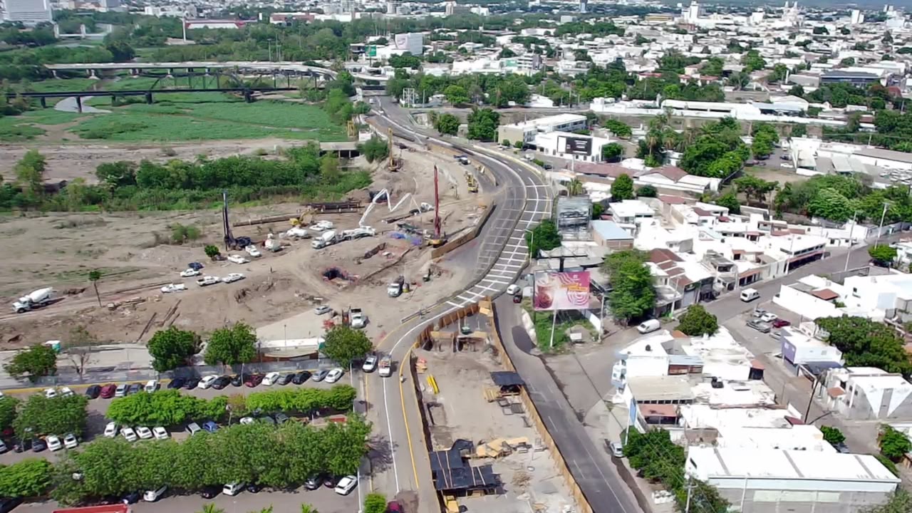 Habilitan carriles en obra del Pedro Infante, en Culiacán
