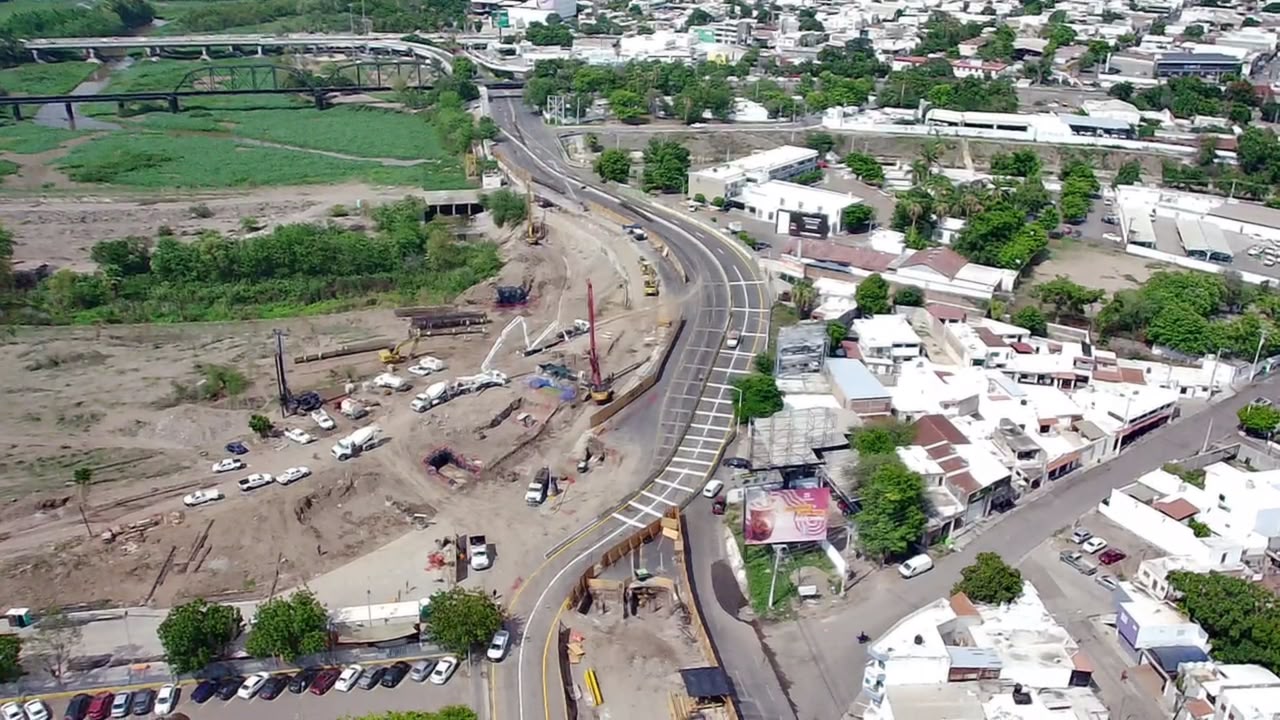 Habilitan carriles en obra del Pedro Infante, en Culiacán