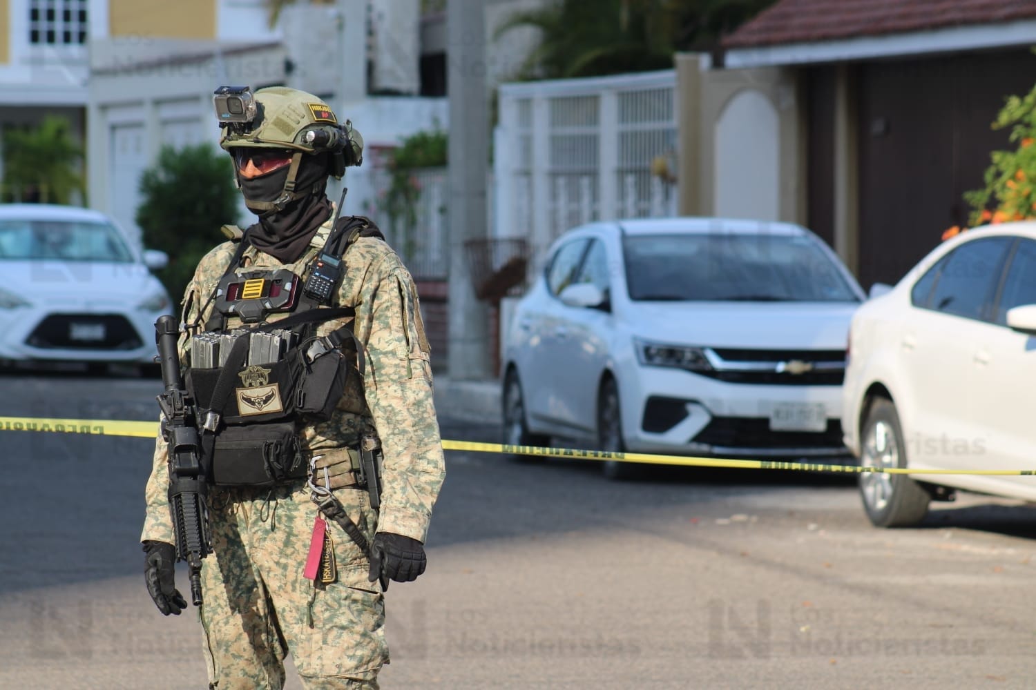 Abandonan vehículo con dos hombres sin vida en la colonia Ferrocarrilera en Mazatlán