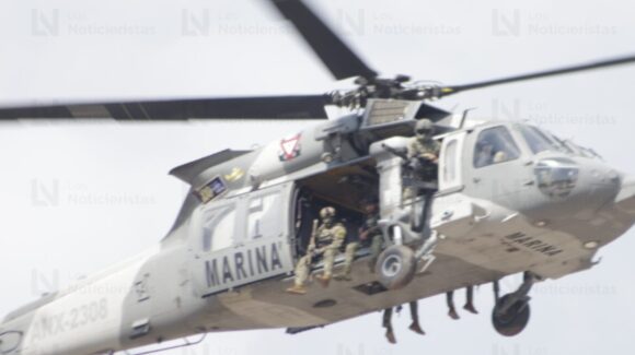 Llegan helicópteros de refuerzo: Se registra fuerte enfrentamiento entre Marina y delincuentes en Culiacán
