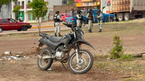 Hieren a balazos a un motociclista por el bulevar Agricultores de Culiacán, Sinaloa