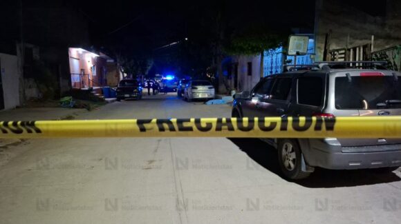 Ejecutan a balazos a un sujeto en la colonia Independencia de Mazatlán, Sinaloa; venía huyendo de sus agresores