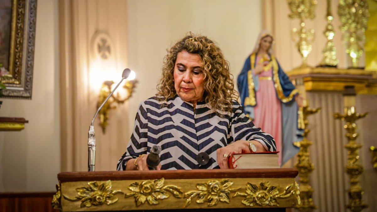 honran la memoria de hector melesio cuen ojeda con misa esposa de cuen