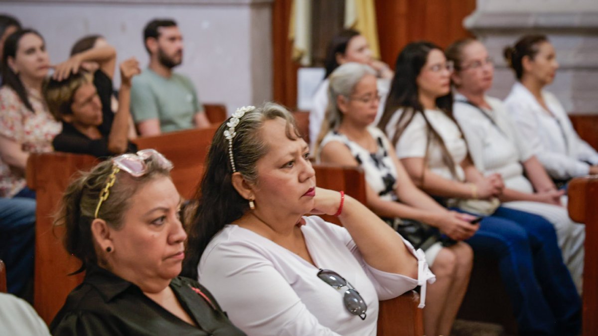 honran la memoria de hector melesio cuen ojeda con misa mujeres