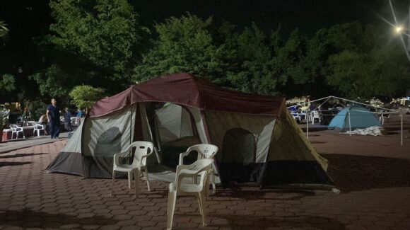 Stashag permanecerá una segunda noche en huelga; sindicato asegura que acuerdo con Ayuntamiento de Guasave está cerca