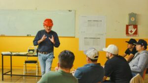 icatsin impulsa cursos en energias renovables movilidad electrica e inteligencia artificial