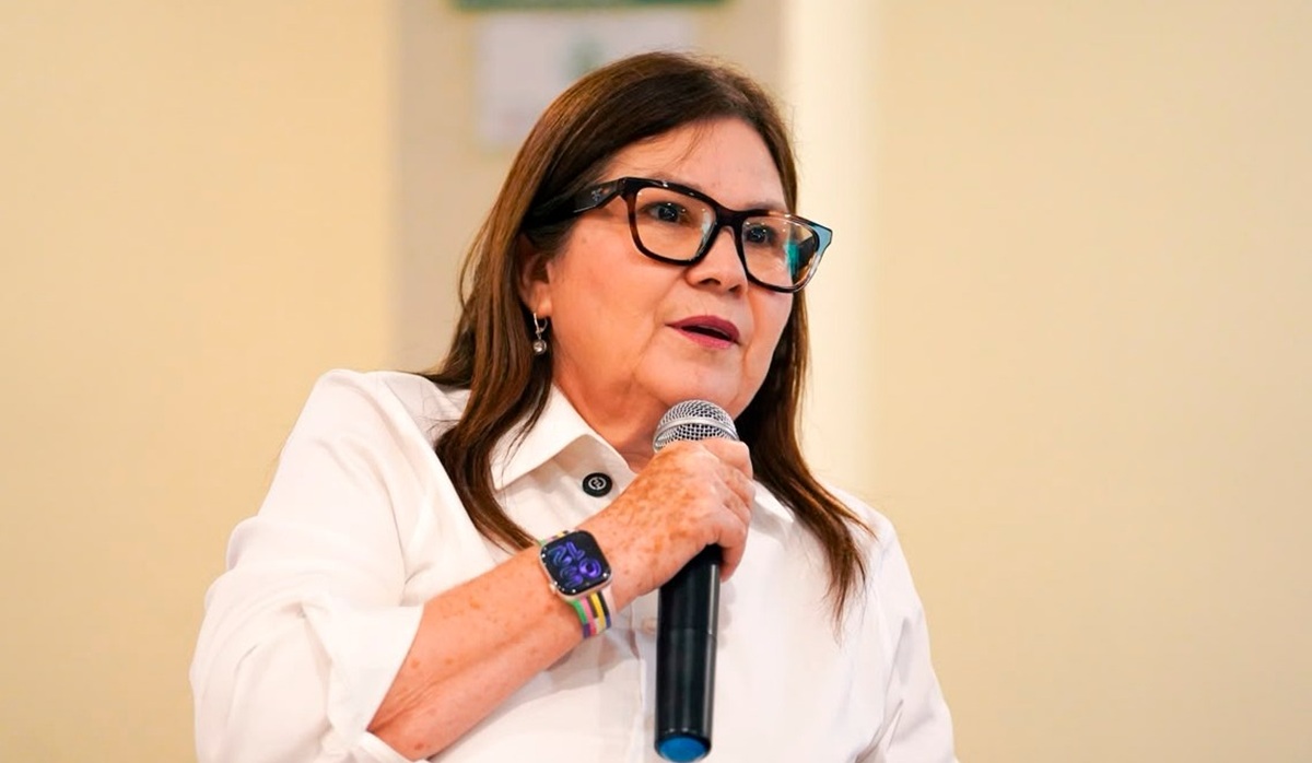 Imelda Castro Castro
