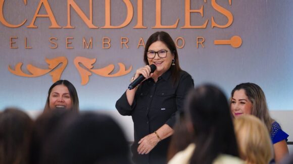 En encuentro con empresarias de Guasave, Imelda Castro afirma que mantiene ventaja en encuestas y espera primer filtro de Morena