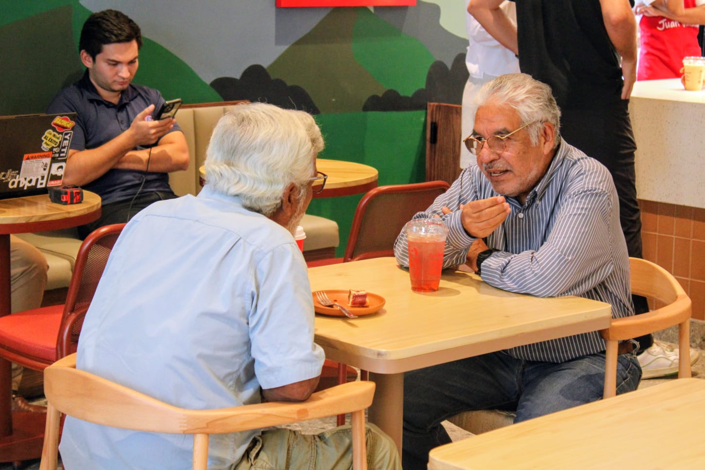 Inauguran sucursal drive thru de Juan Valdez Café en Mazatlán
