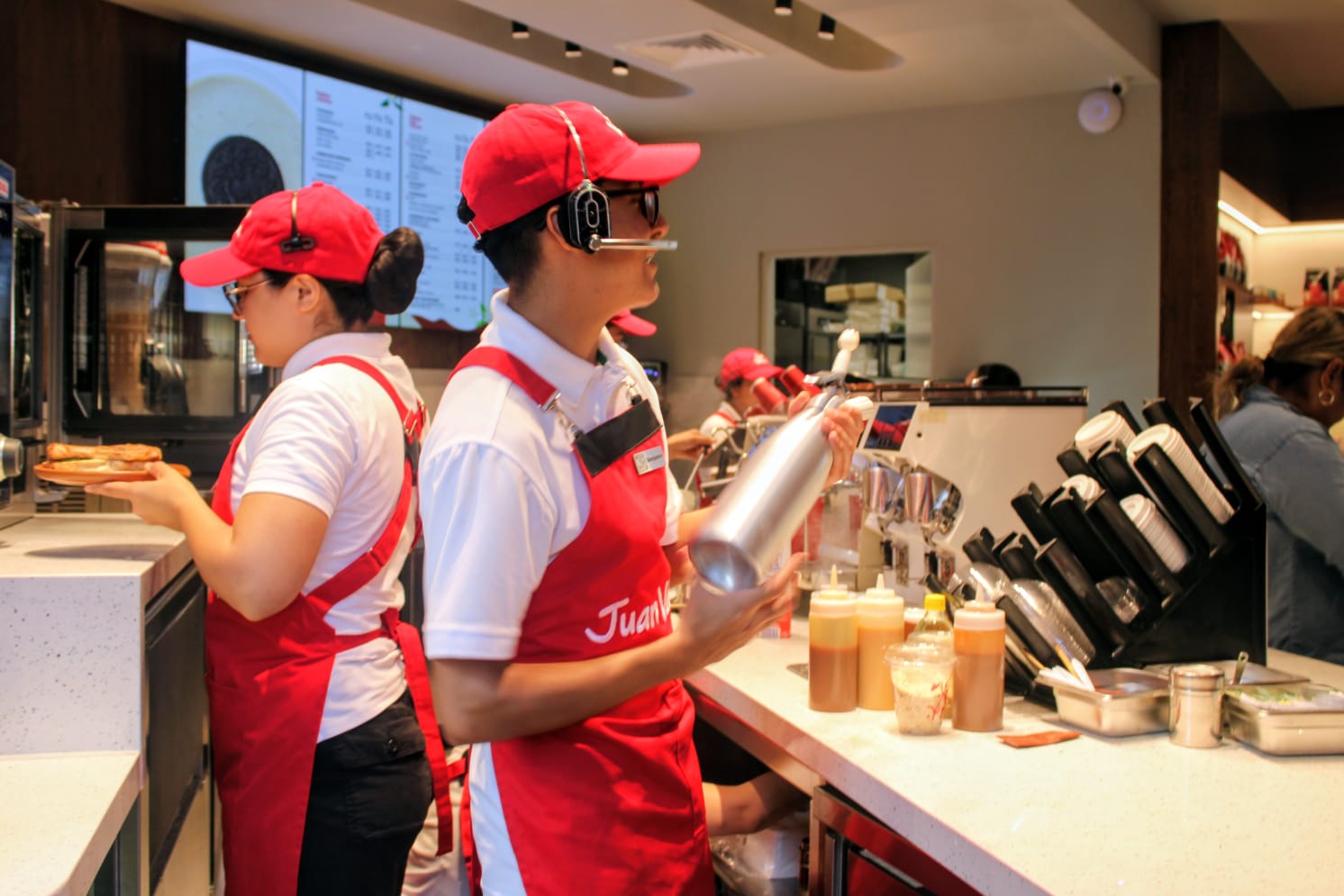 Inauguran sucursal drive thru de Juan Valdez Café en Mazatlán