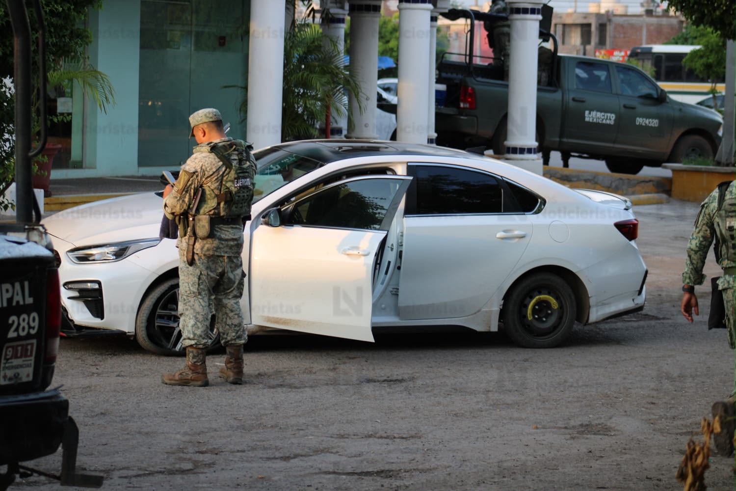 Intento de despojo de vehículo en Villa Verde, Mazatlán