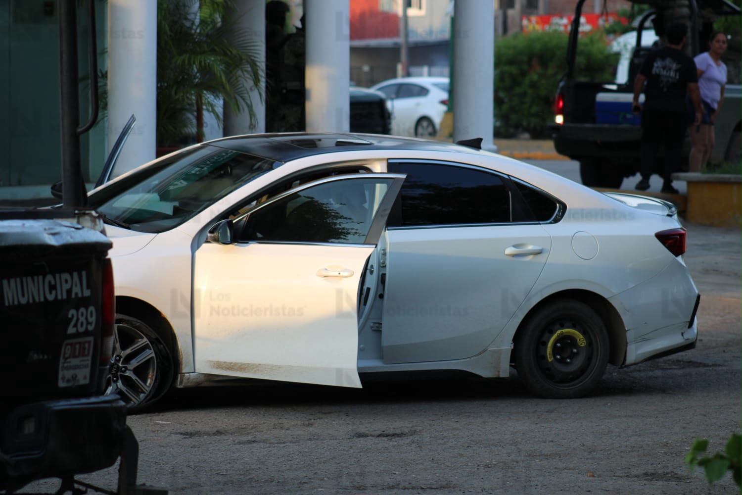 Intento de despojo de vehículo en Villa Verde, Mazatlán