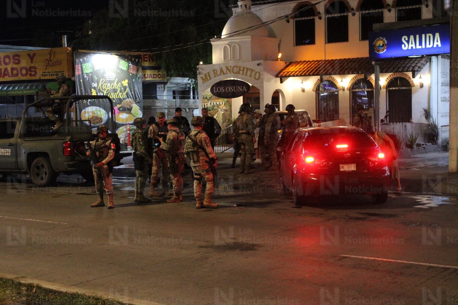 Intento de despojo de vehículo en Zona Dorada de Mazatlán, Sin.