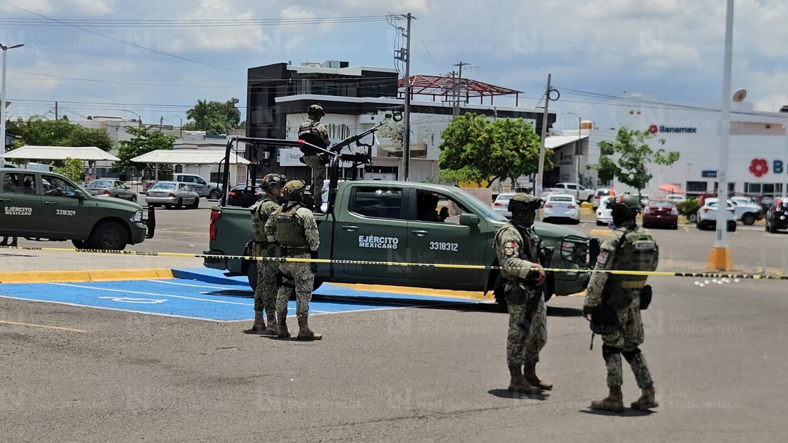 Fue un intento de ‘levantón’ la balacera del Soriana Zapata en Culiacán; murió uno de los tres heridos