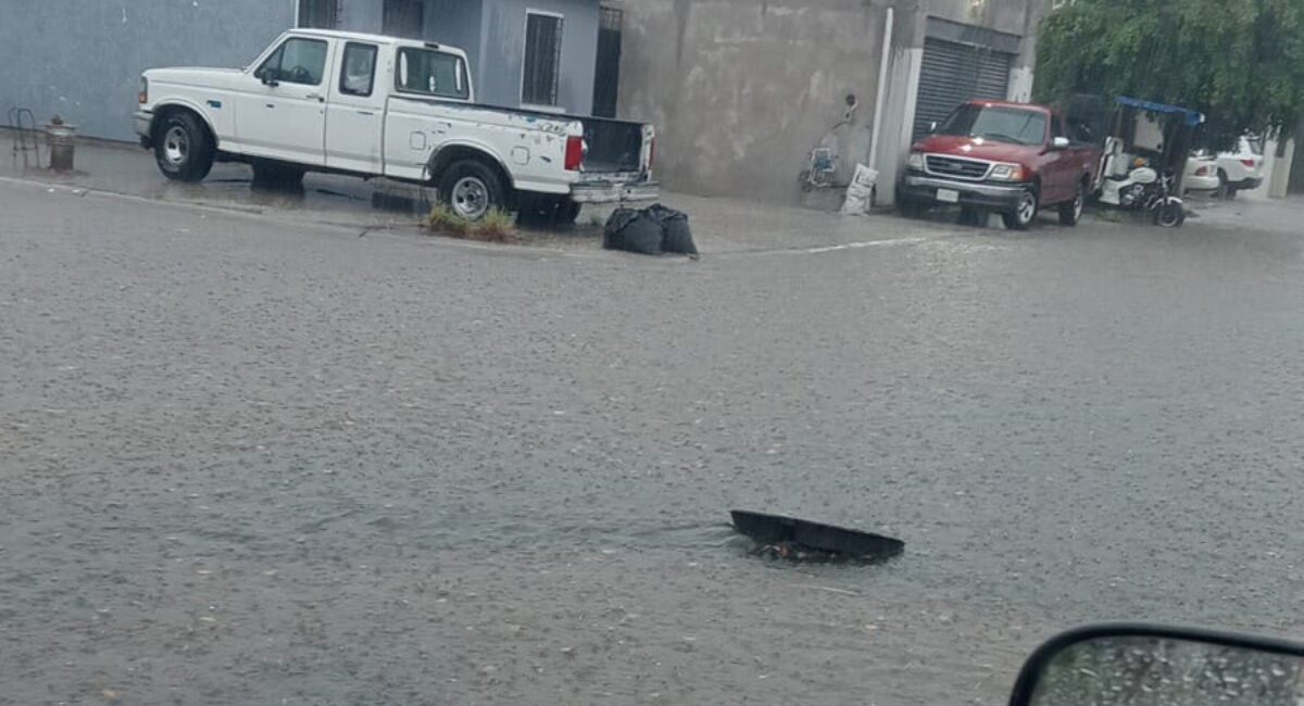 ¡Aunque suba el agua! Llama Jumapag a no abrir tapas de alcantarilla; ya ha habido accidentes, en Guasave