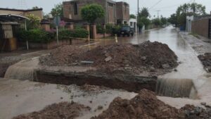 japama hace un llamado a no quitar tapas de las alcantarillas ante lluvias
