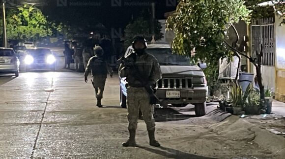 Hieren a balazos a la jovencita Luna Dayán, de 17 años, en la colonia Los Huertos de Culiacán, Sinaloa
