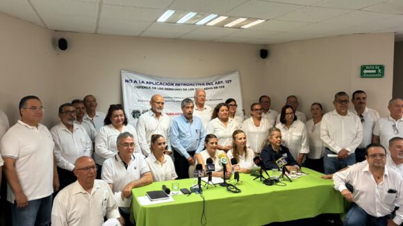 Jubilados de CFE llevan su reclamo a la CEDH Sinaloa; piden frenar cualquier reducción a pensiones