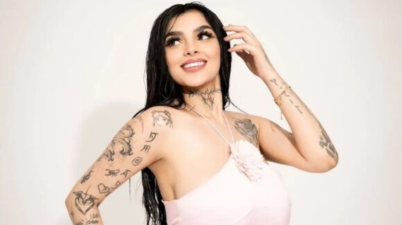 Encapuchados armados irrumpen residencia de Karely Ruiz, en NL; Fiscalía aclara si fue robo o intento de secuestro