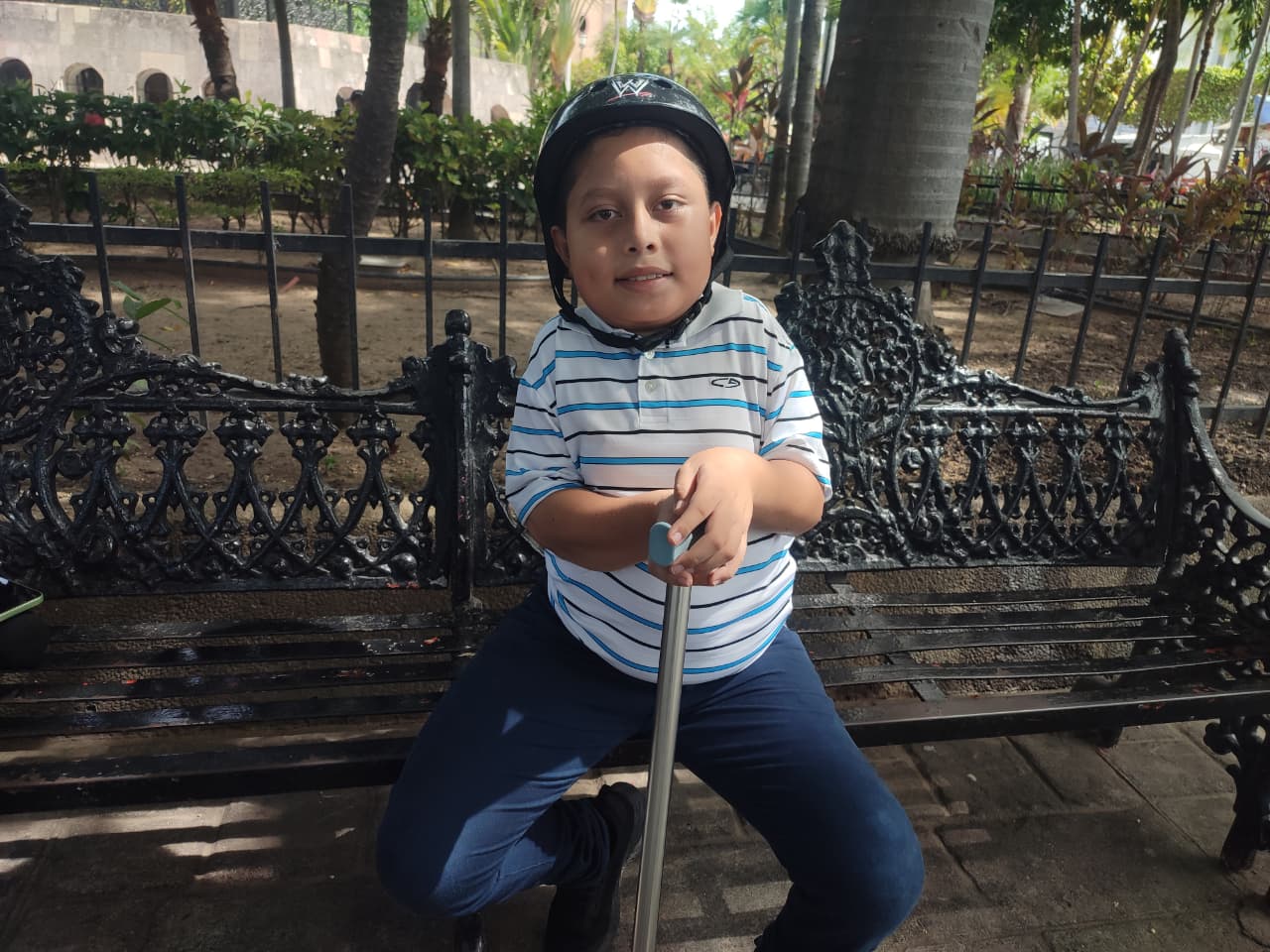 Kevin Raúl necesita apoyo para viajar a Argentina en busca de tratamiento para rara enfermedad