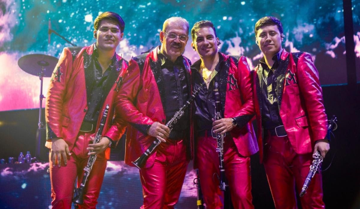 La Arrolladora Banda El Limón de René Camacho arrasa en el Auditorio Telmex