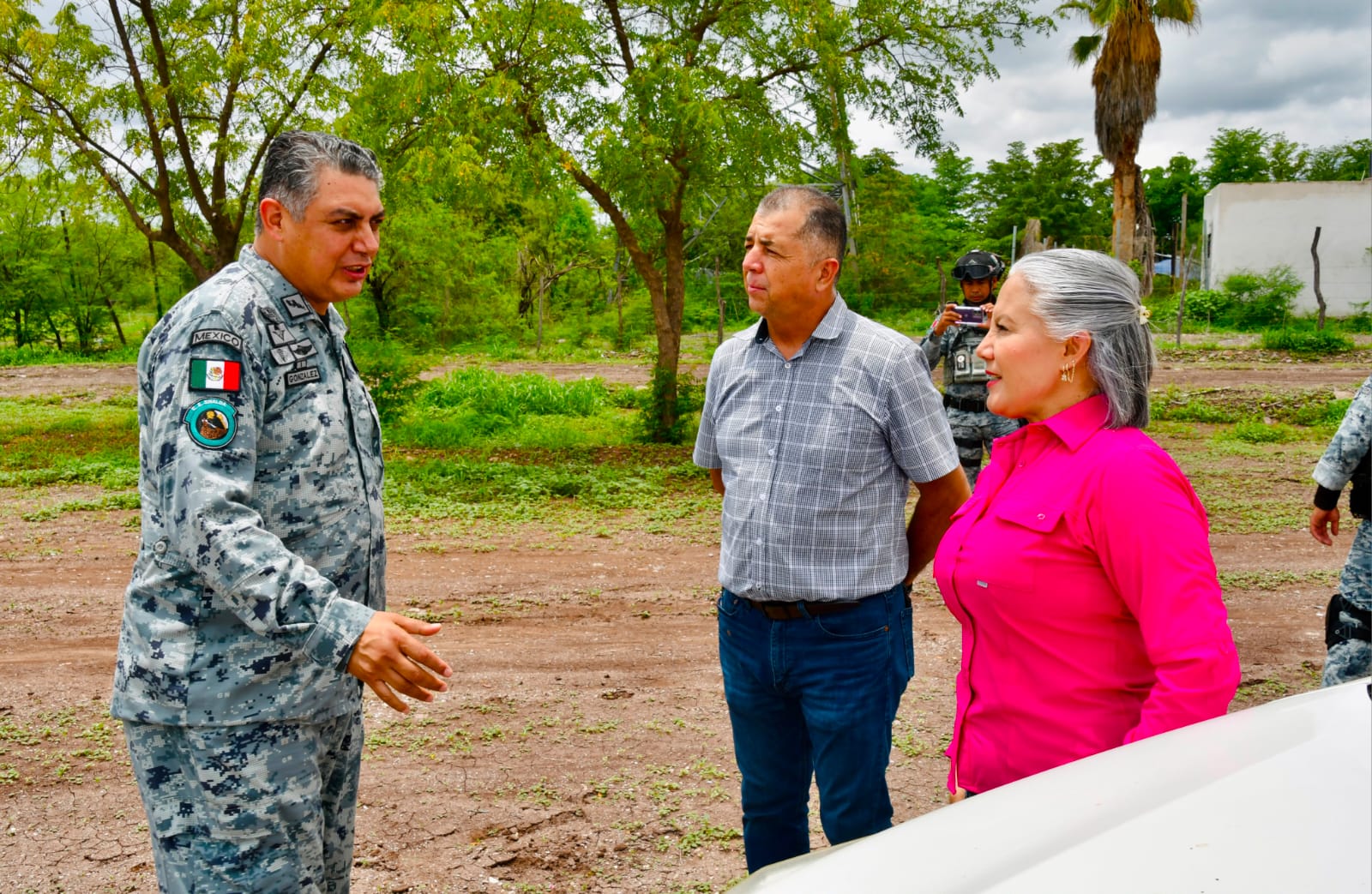 Lupita López González se reúne con autoridades de la Guardia Nacional