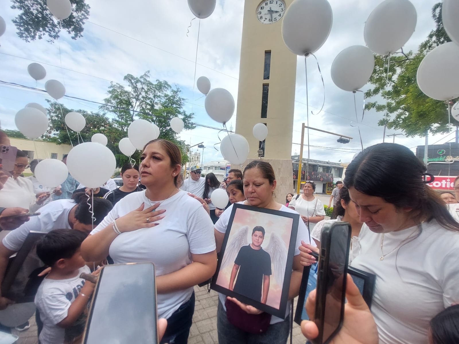 Madres de menores fallecidos en El Zopilote