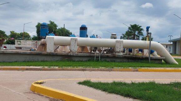 Mantenimiento en planta potabilizadora provoca baja presión de agua en todo Guamúchil, Sinaloa