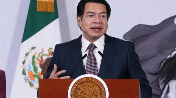 ¿Cuál es el llamado de la SEP a los estados, respecto a las escuelas militarizadas?