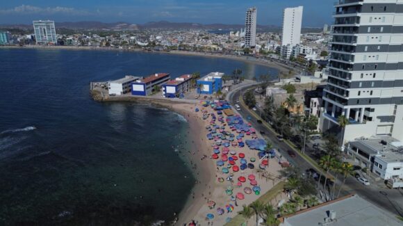 Buenas noticias para Mazatlán; las reservaciones hoteleras se disparan de una para este verano 2026: Sectur Sinaloa