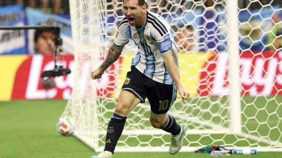 Colombia debuta en eliminación directa y Argentina busca sellar su pase en el cierre de los dieciseisavos