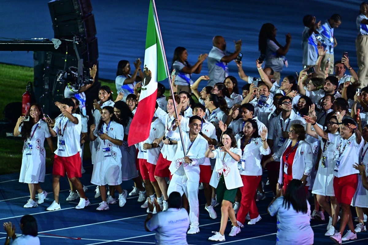 México encabeza desfile de inauguración de Juegos Centroamericanos y del Caribe