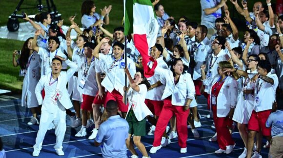 México encabeza el desfile en la inauguración de los Juegos Centroamericanos y del Caribe 2026
