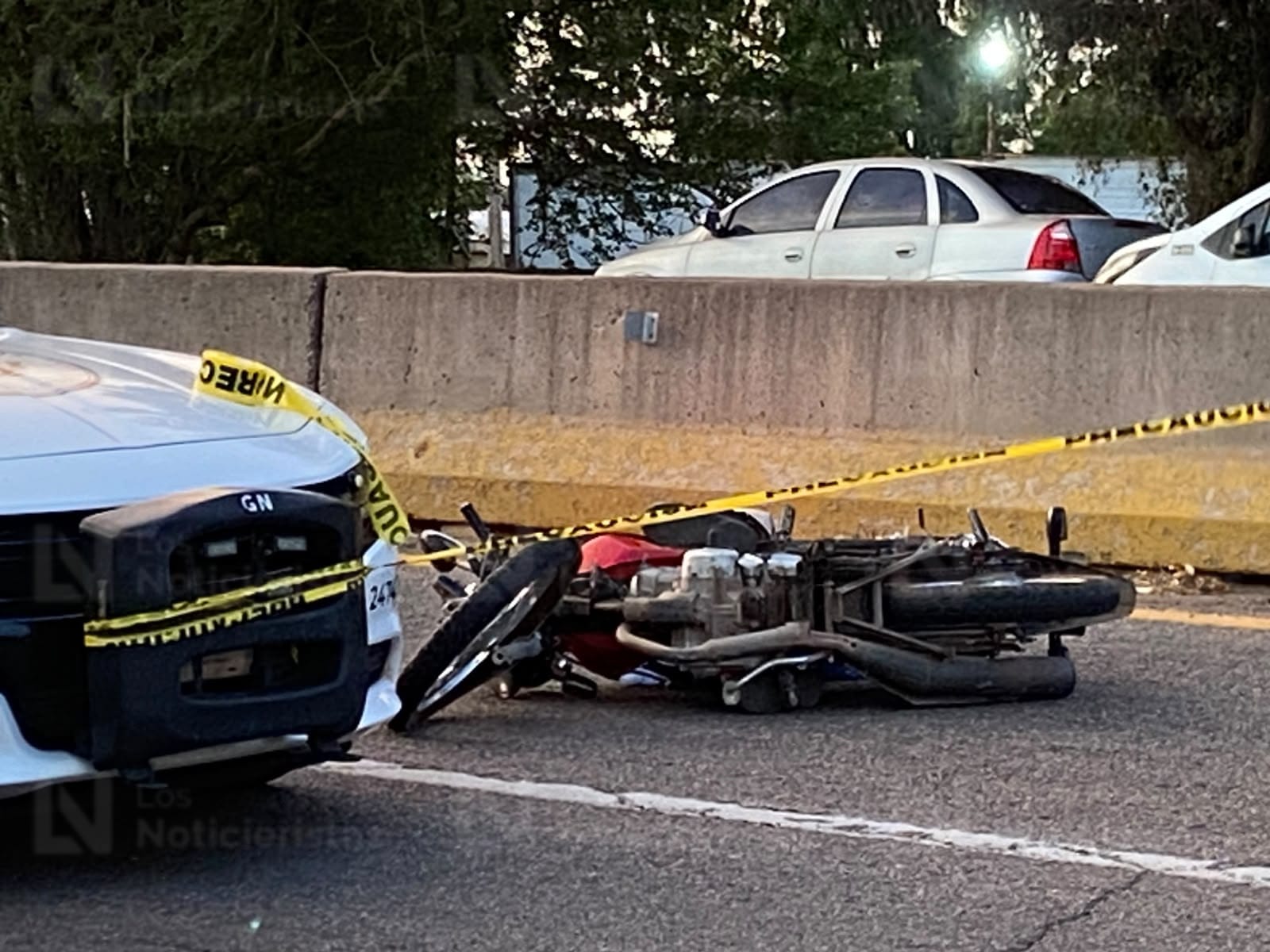 Motociclista ejecutado sobre La Costera, en Culiacán