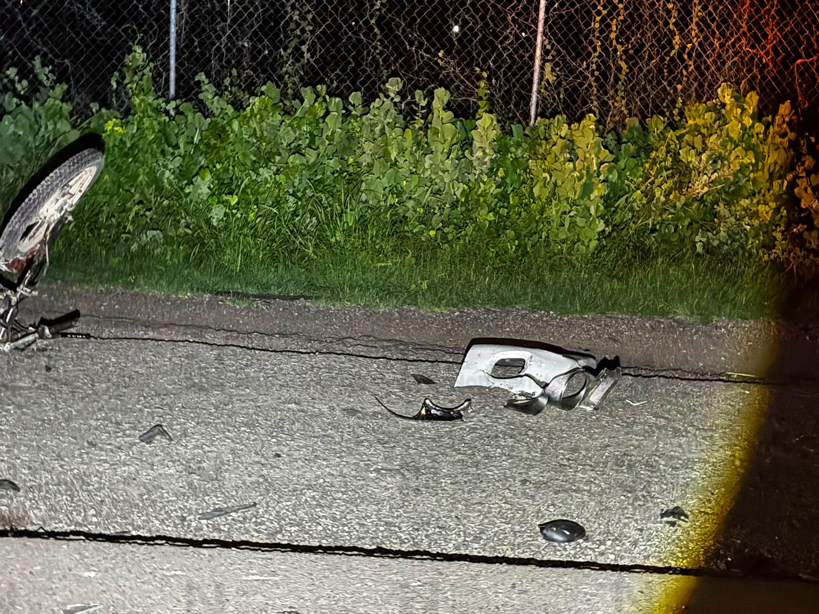 Motociclista muere arrollado en la México 15, en Los Mochis