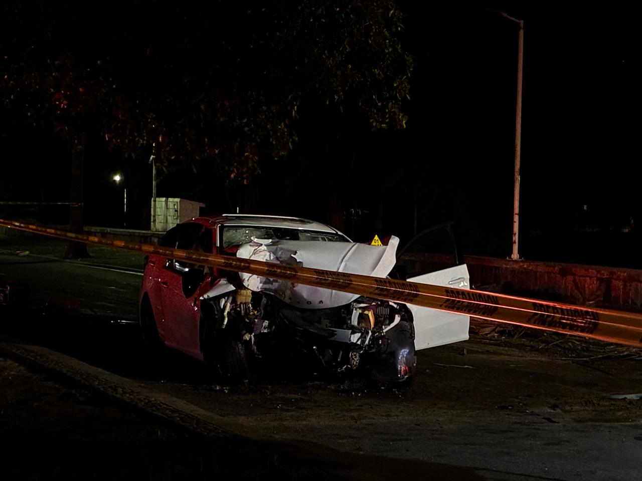 Automovilista muere al chocar contra palmera sobre El Malecón Viejo, en Culiacán