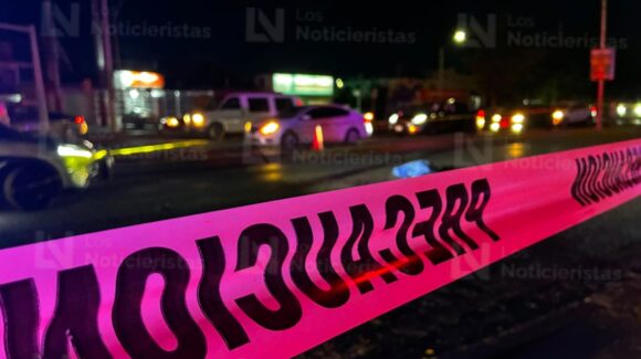 Mujer pierde la vida tras ser arrollada por un camión urbano frente al Hospital General de Los Mochis, Sinaloa