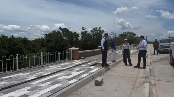 El 30 de agosto abren circulación; Raúl Montero recorre junto a dirigentes de CMIC y Canaco obras del Pedro Infante, en Culiacán