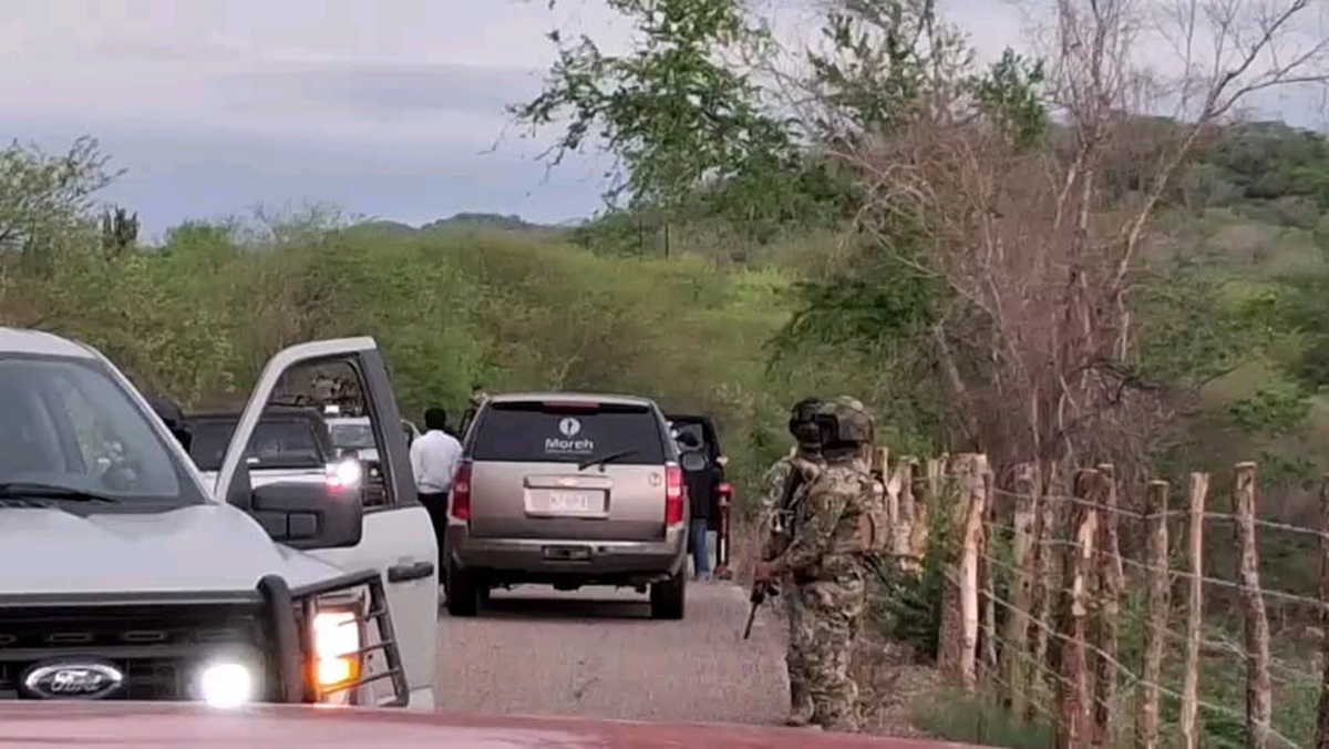 Despliegue de elementos de la Marina en carretera de Mazatlán