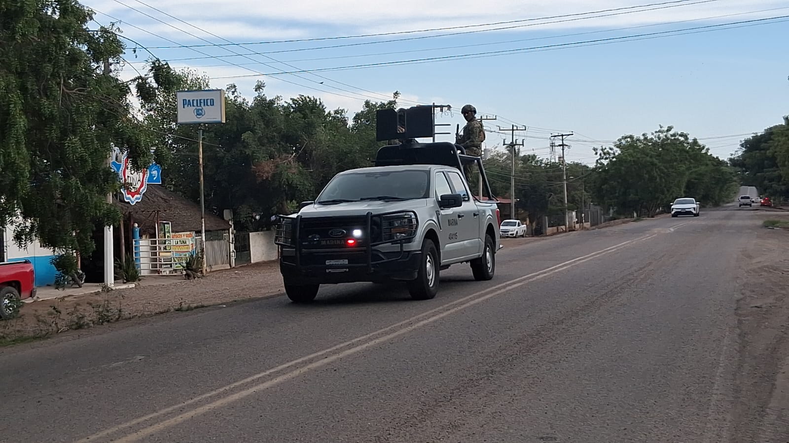 Despliegue de elementos de la Marina en carretera de Mazatlán