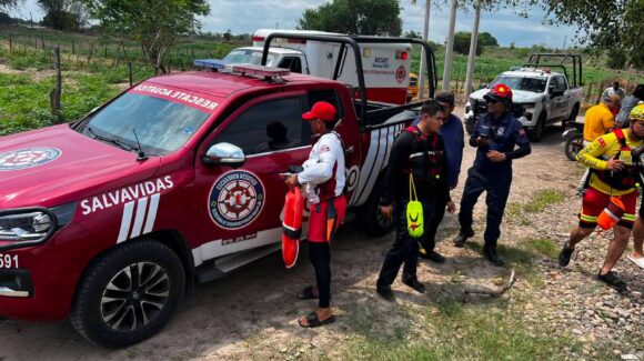 Se activa operativo de búsqueda de menor desaparecido tras ingresar al río Presidio, en Villa Unión, Mazatlán