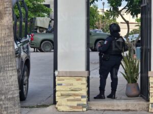 Operativo en una privada del sector Stanza Cantabria