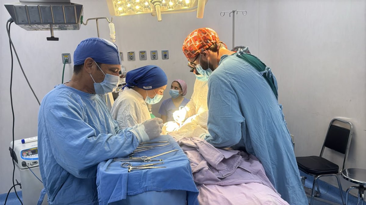 pacientes del evora reciben cirugias de tiroides sin salir de la region