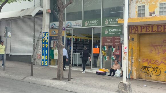 “No hay ventas para nada”: papeleros de Culiacán, Sinaloa, enfrentan julio crítico por periodo vacacional